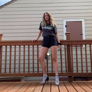 Meet your Posher, Alexi